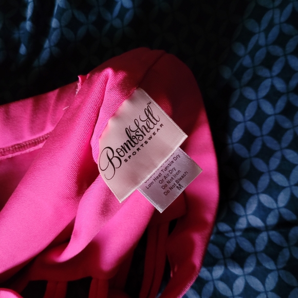 Top - Picture 2 of 3